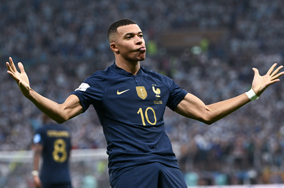 皇马新年首训动态：卡瓦哈尔复出在望，伤员恢复进展受关注