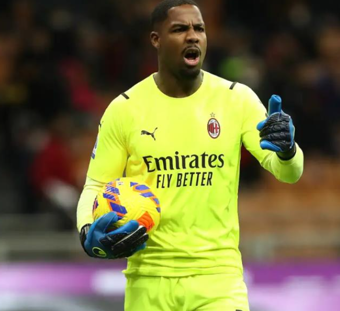 维维亚诺谈门将格局:迈尼昂居前列,众将各具风采